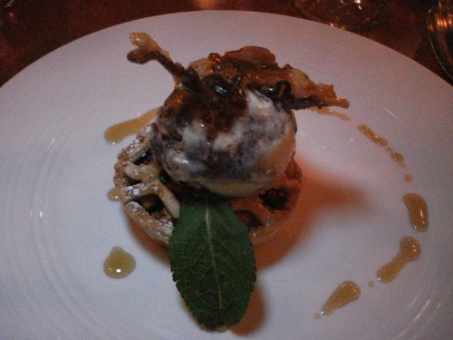 gamedinner_applepie1